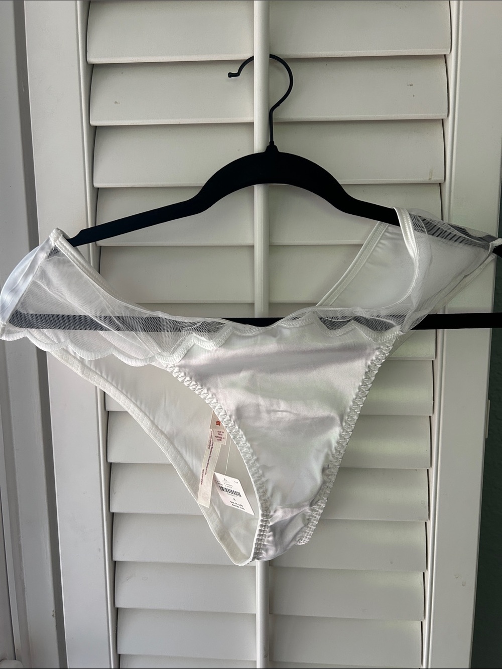 NWT Anthropologie White scalloped lingerie bottoms